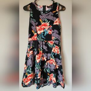 Floral Print Dress with Tropical Design featuring Firefly Serentiy